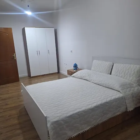 Beach Apartment Golem Lägenhet *